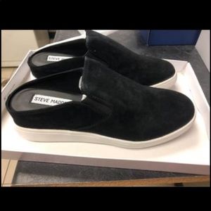 Steve Madden Ezekiel black suede